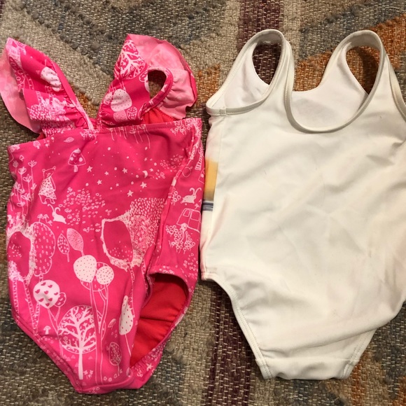 0-6 and 3-6 month baby girl Gap swimsuits - Picture 2 of 2